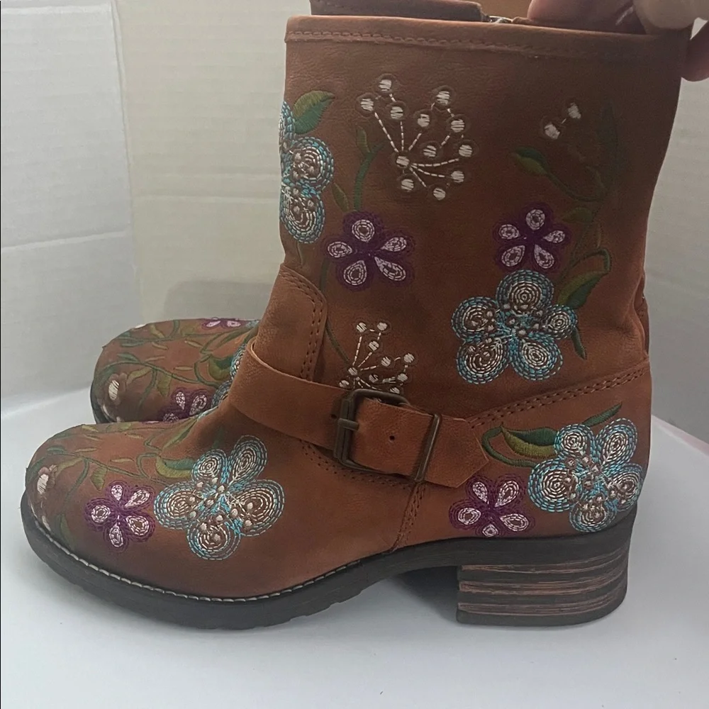 Brako flower embroidered brown zip up moto style boots size 41 women’s 10 - Picture 1 of 9